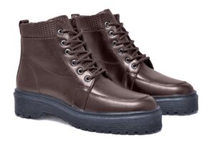 B402 Café | Coturno Feminino<br> R$ 49,90