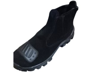 150 Preto | But e Cia<br>R$ 29,90